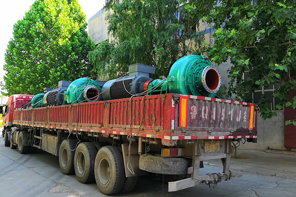 远洋牌船陆两用泥沙泵450PNS-35装车